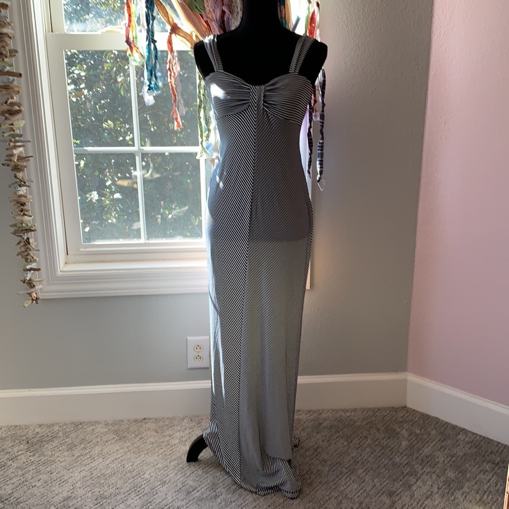 Max Studios size medium maxi leisure dress
